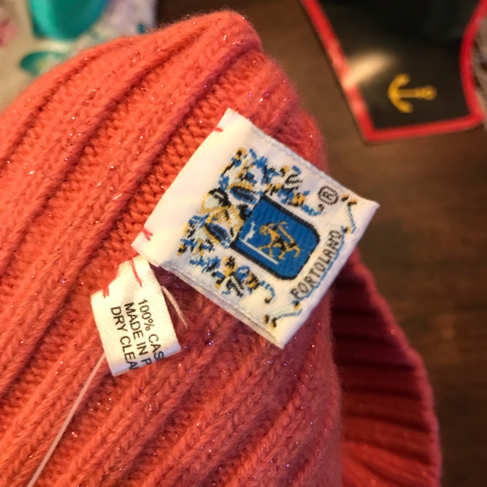 ๐ฏ cashmere hat - Picture 4 of 4